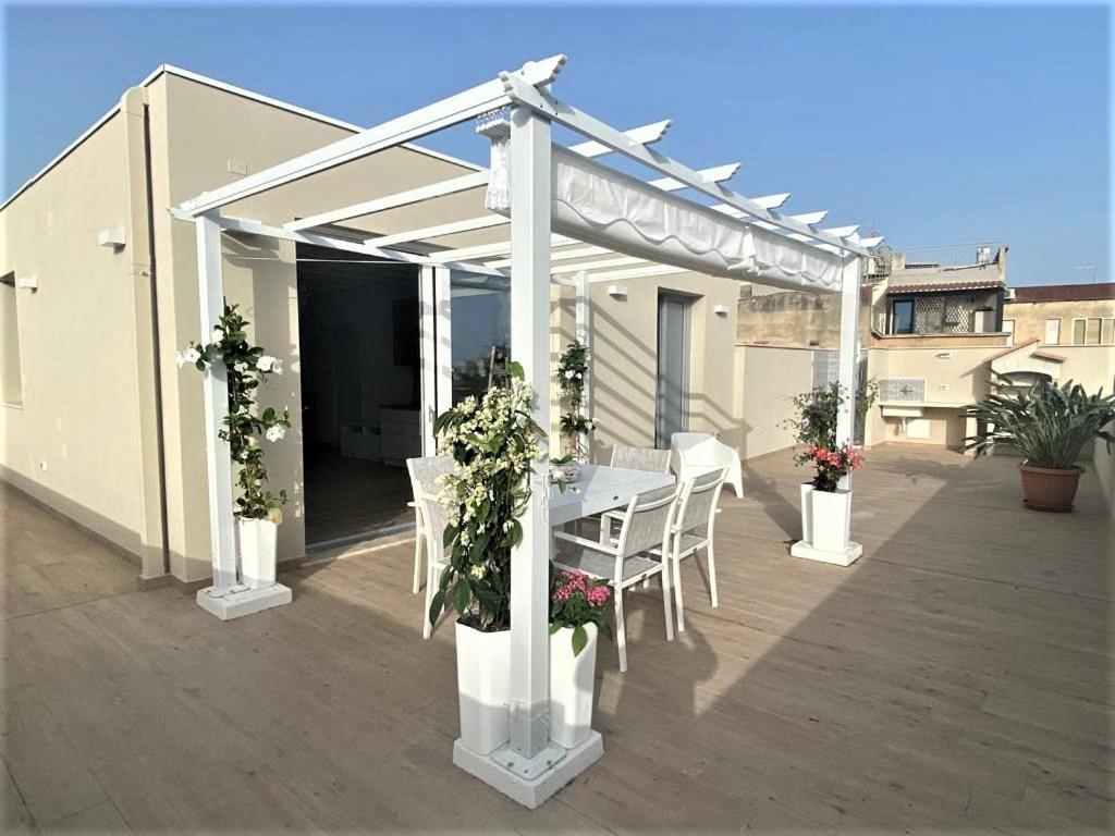Rossini Penthouse Daire Cagliari Dış mekan fotoğraf